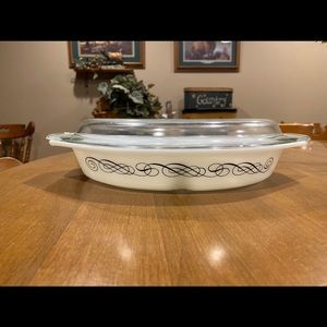 Pyrex Black Scroll Divided Casserole Dish with Lid